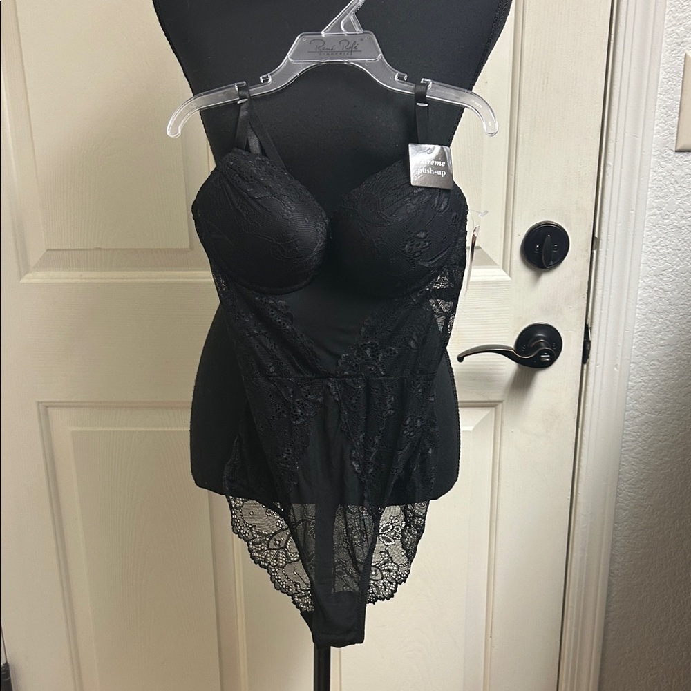 René Rofé Lingerie bodysuit demi extreme push-up design, black lace. Small, NWT